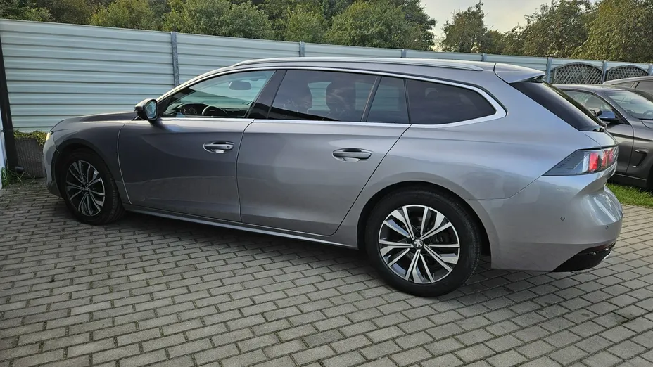PEUGEOT 508 -