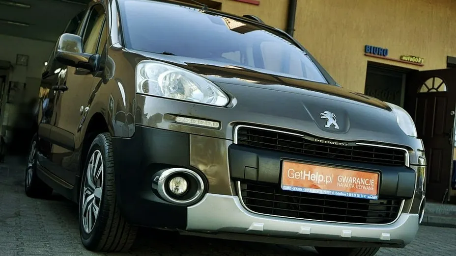 PEUGEOT Partner -