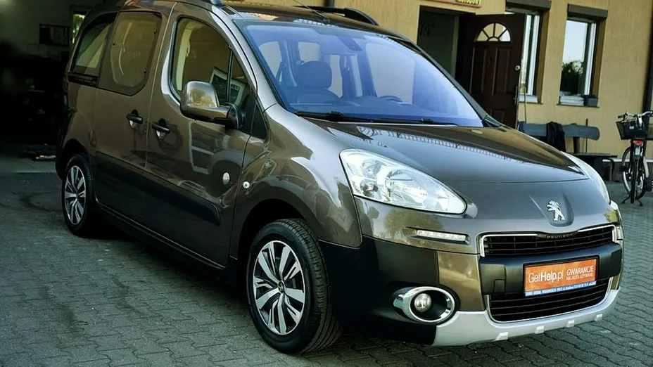 PEUGEOT Partner -