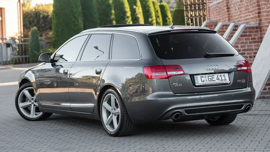 AUDI A6 Avant -