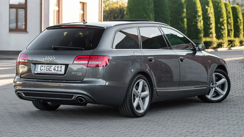 AUDI A6 Avant -