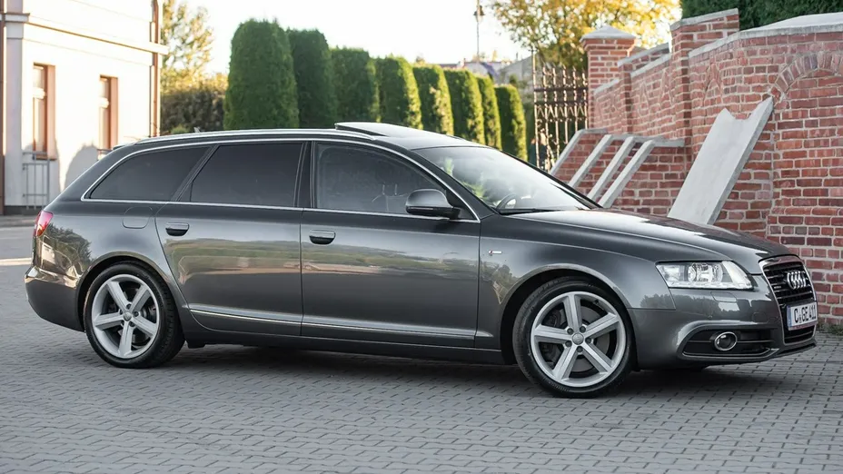 AUDI A6 Avant -
