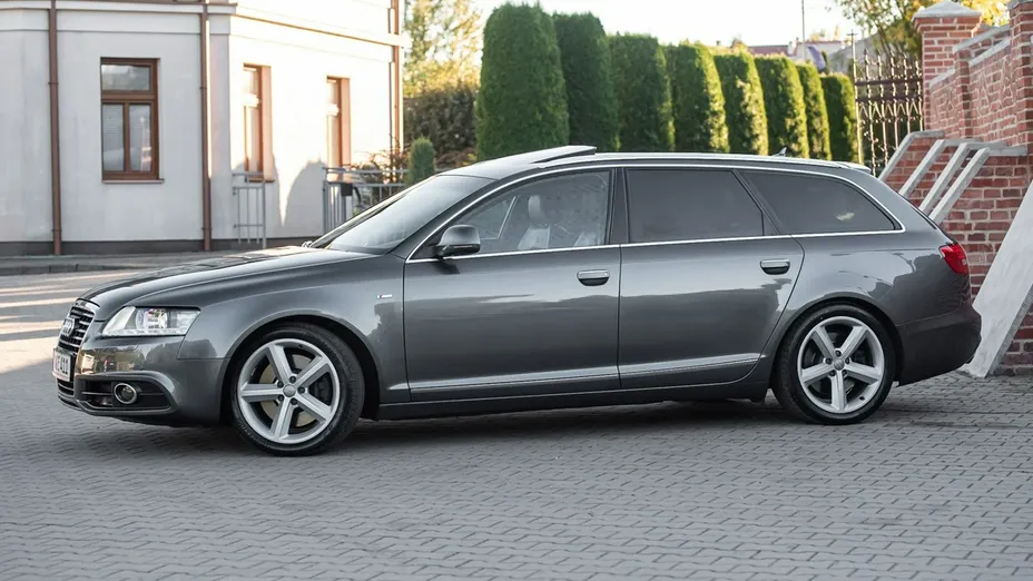 AUDI A6 Avant -