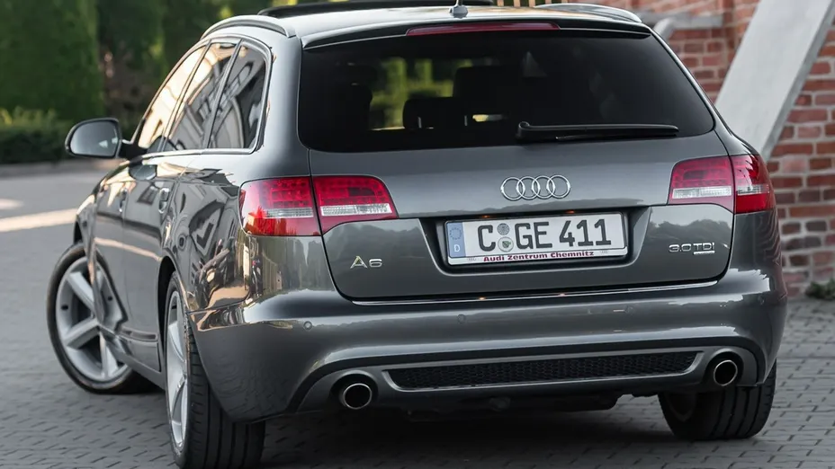 AUDI A6 Avant -