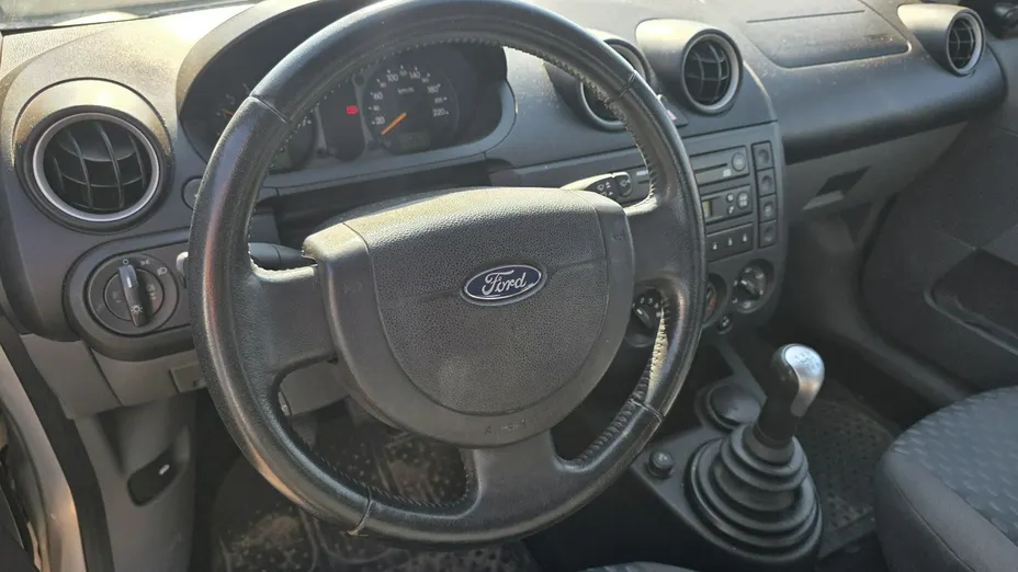 FORD Fiesta -