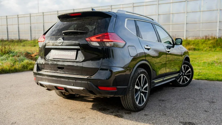 NISSAN X-Trail -