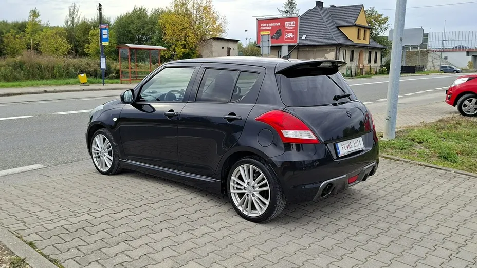 SUZUKI Swift -