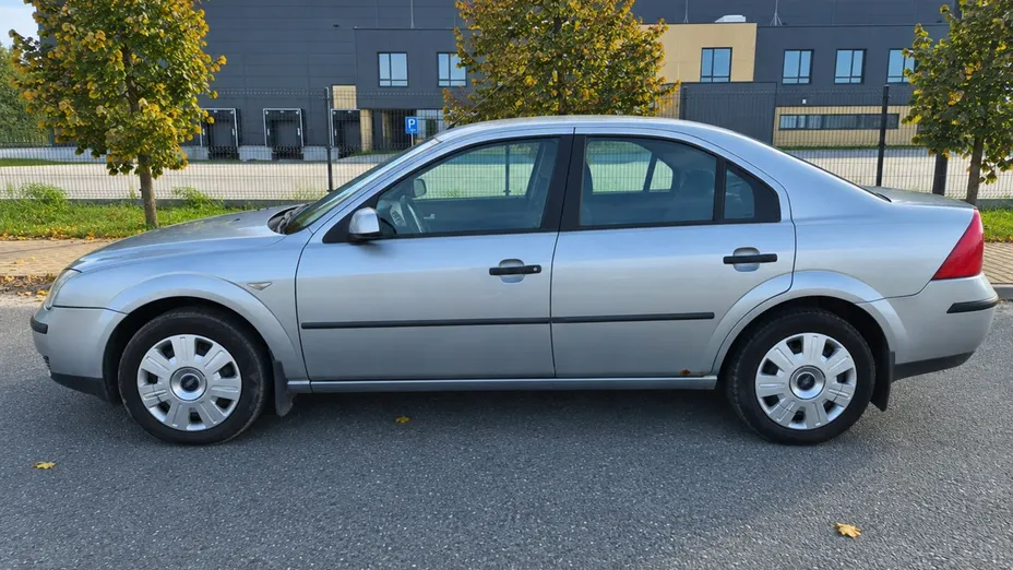 FORD Mondeo -