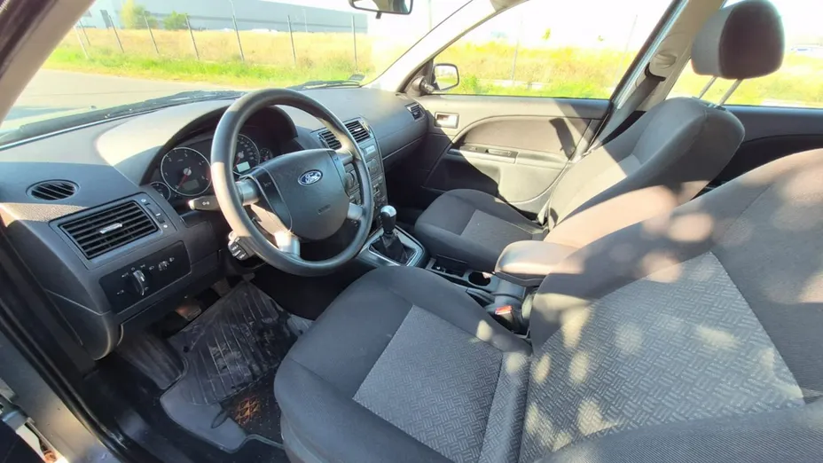 FORD Mondeo -