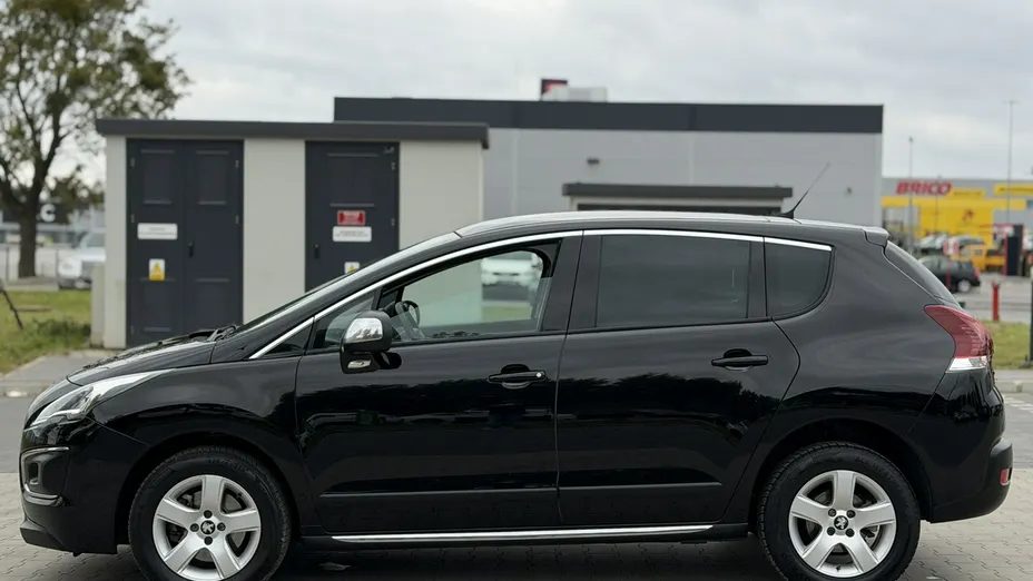 PEUGEOT 3008 -