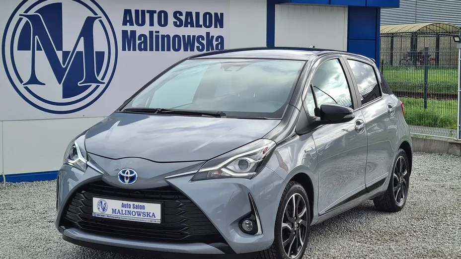 TOYOTA Yaris -