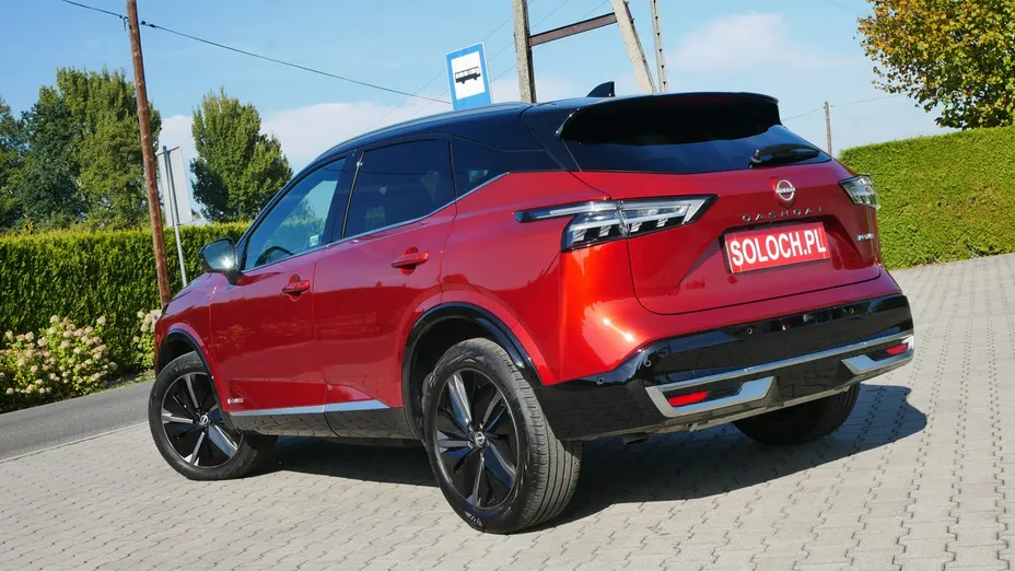 NISSAN Qashqai -