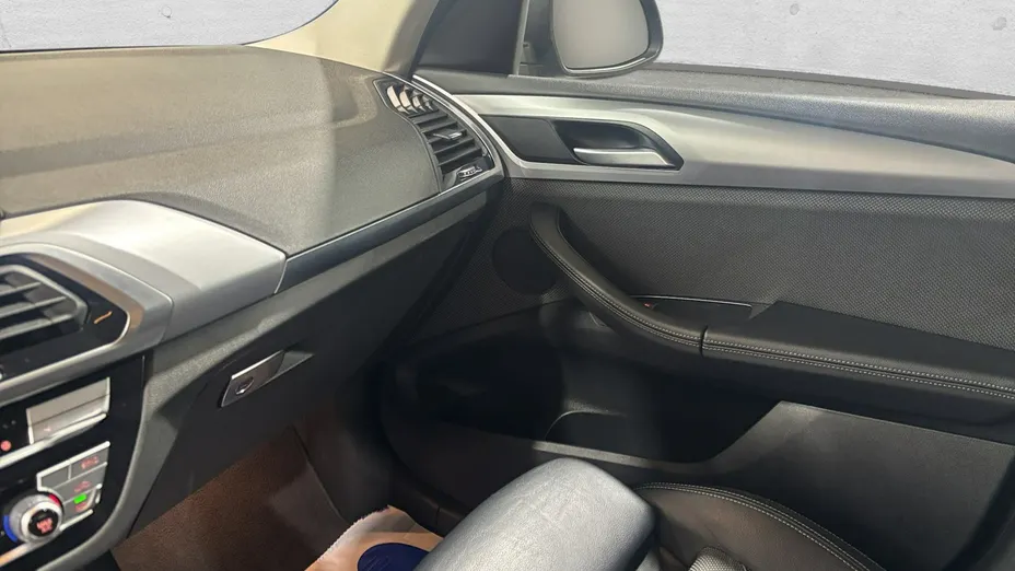 BMW X3 -