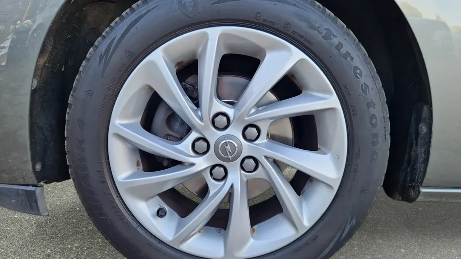OPEL Astra -