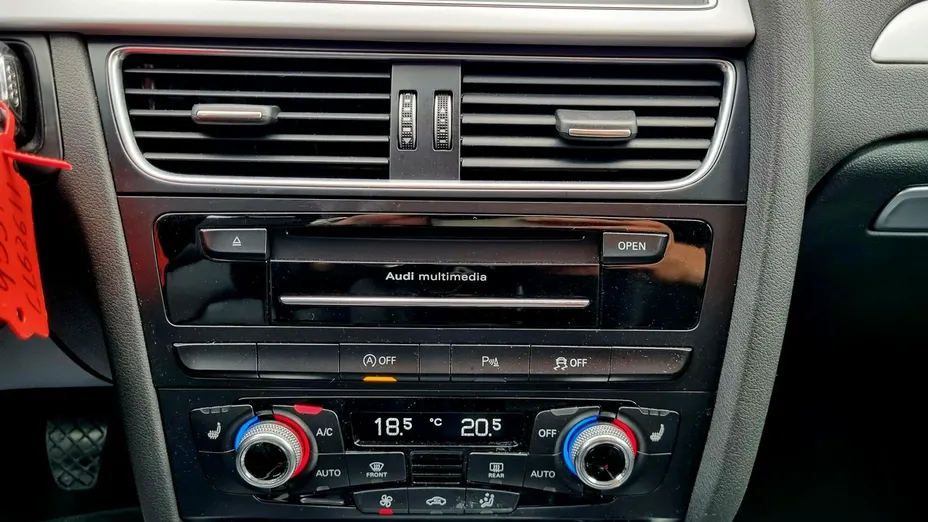 AUDI A4 Avant -