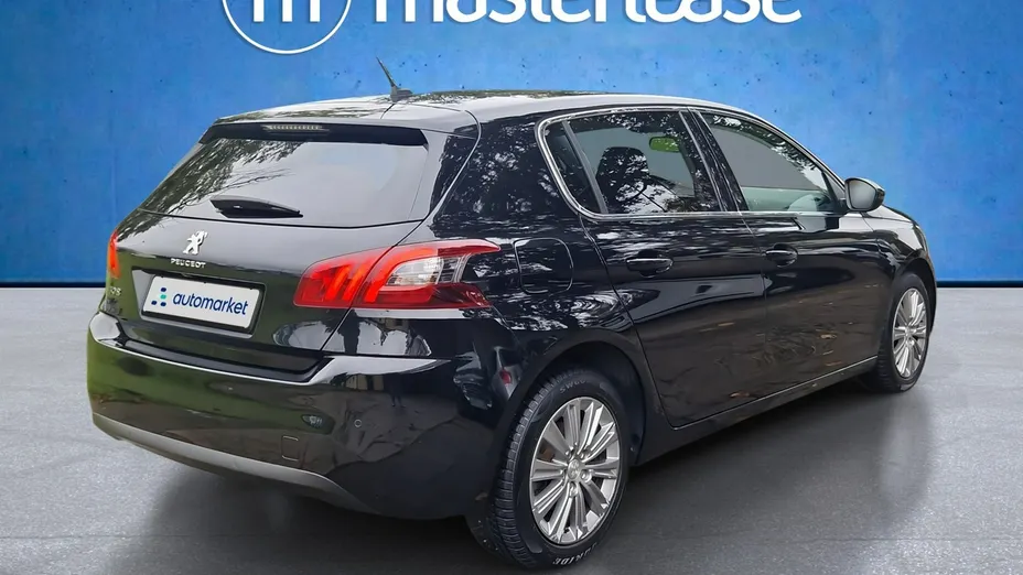 PEUGEOT 308 -