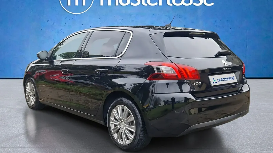 PEUGEOT 308 -