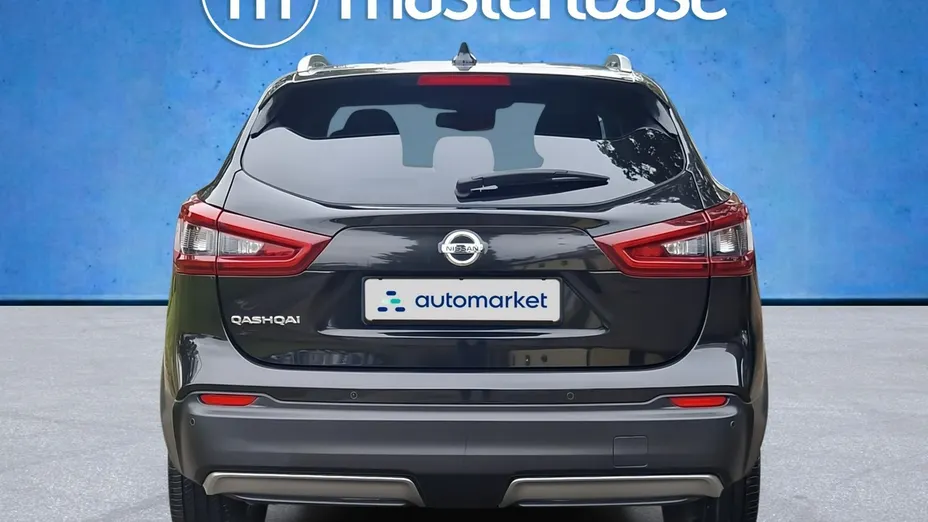 NISSAN Qashqai -