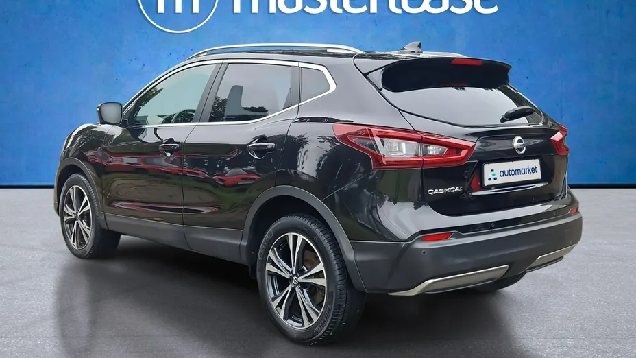 NISSAN Qashqai -