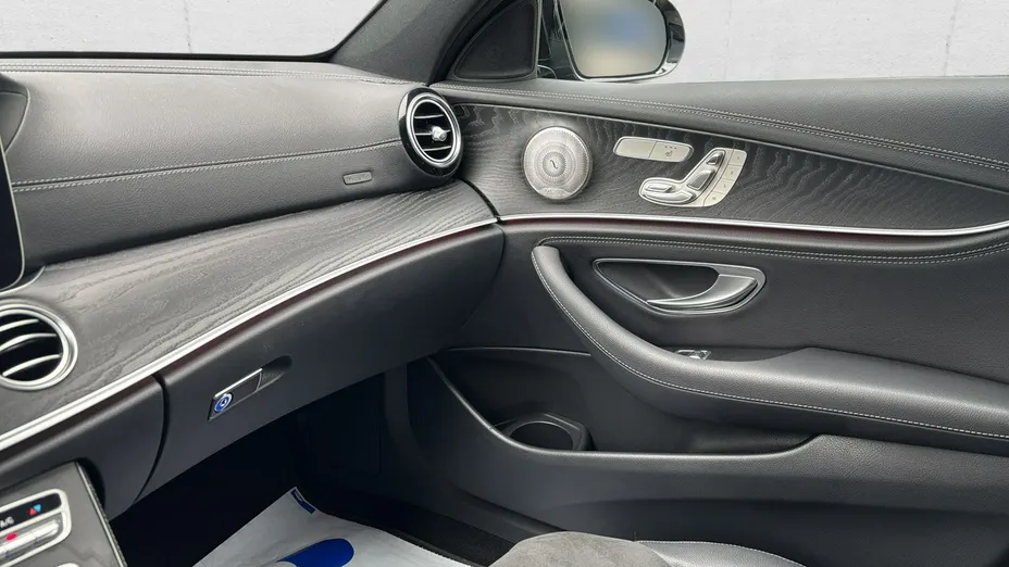 MERCEDES-BENZ E Klasa -