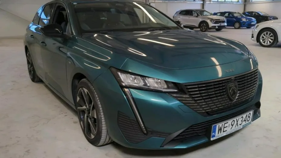 PEUGEOT 308 -