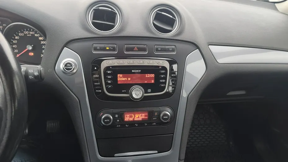 FORD Mondeo -