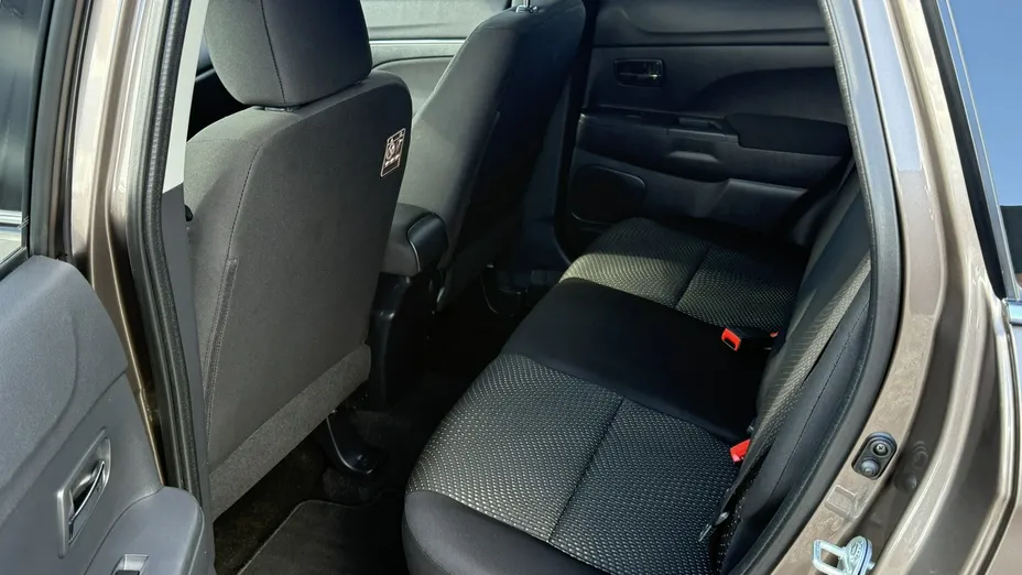 MITSUBISHI ASX -