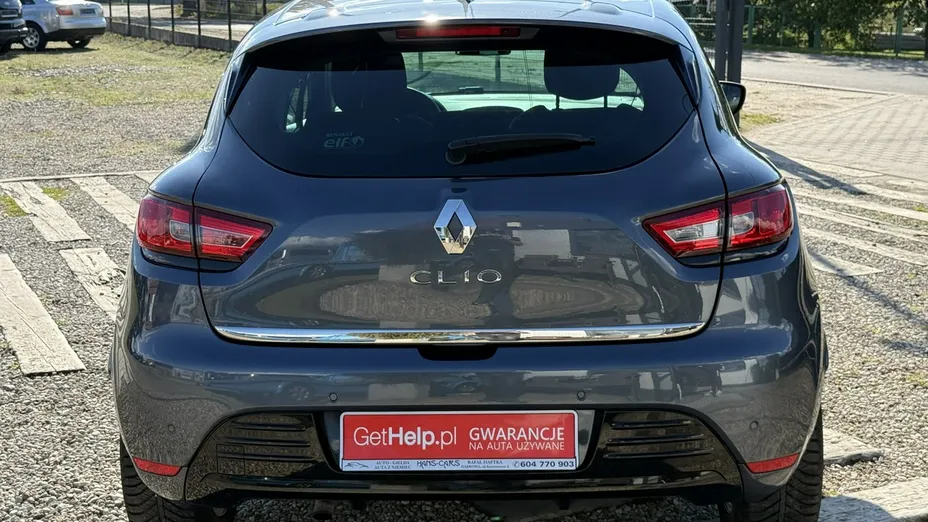 RENAULT Clio -