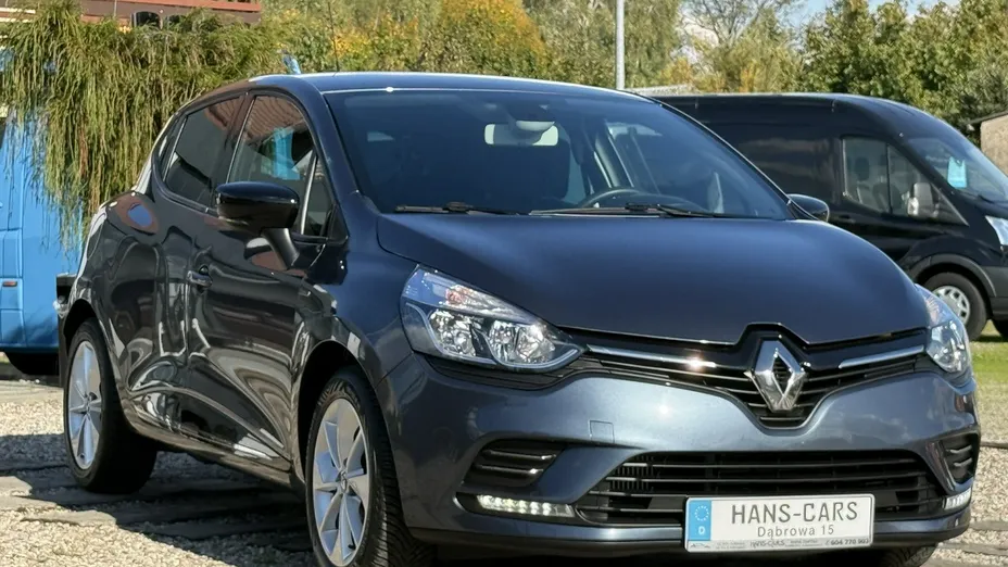 RENAULT Clio -