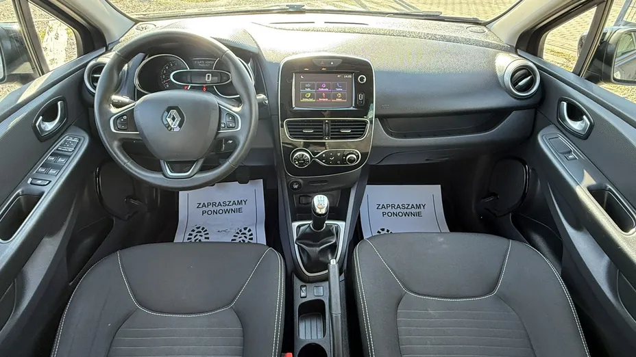 RENAULT Clio -