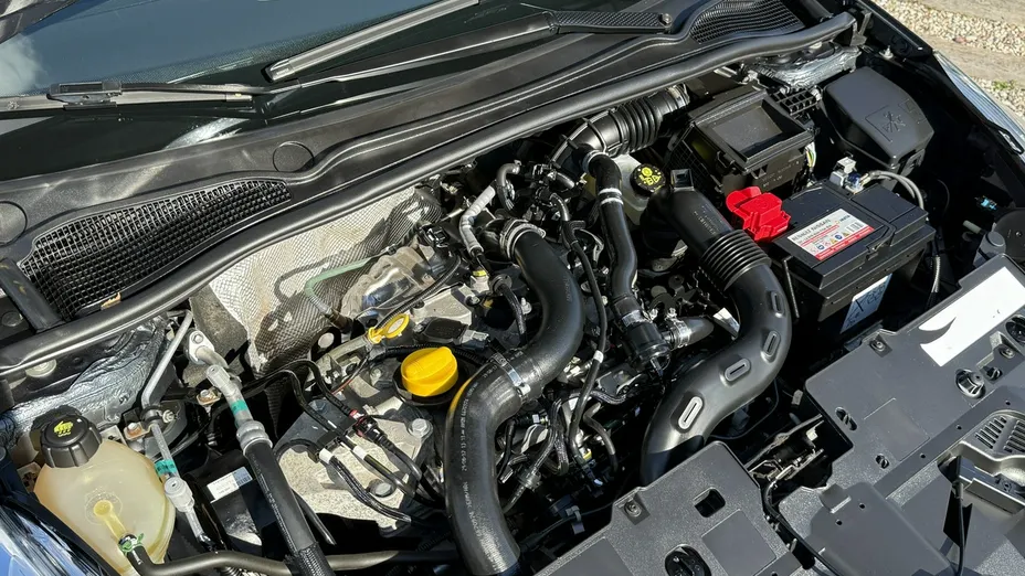 RENAULT Clio -