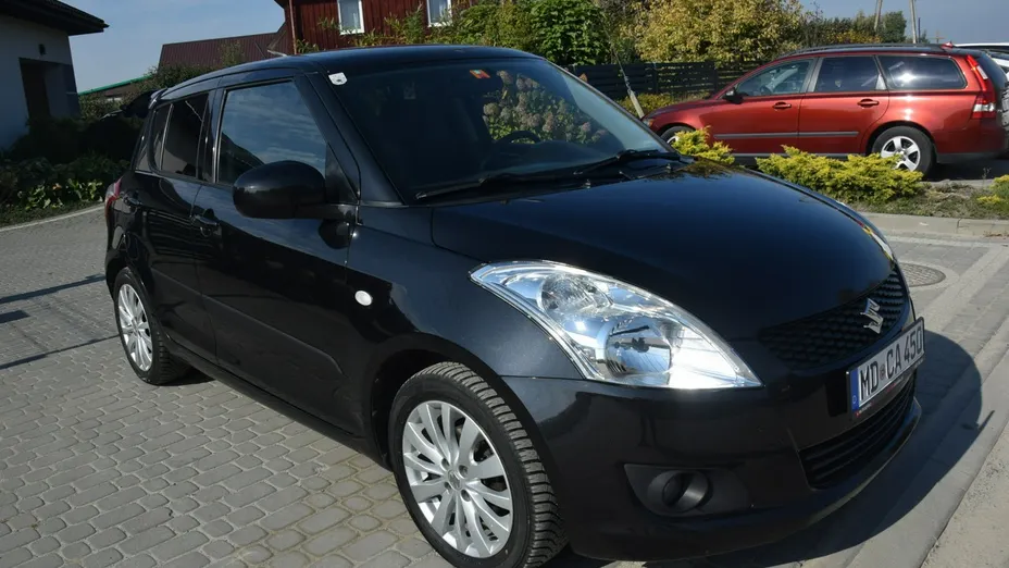SUZUKI Swift -