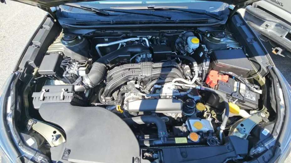 SUBARU Outback -