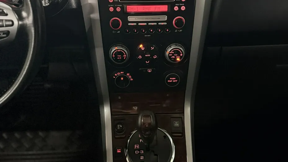 SUZUKI Grand Vitara -