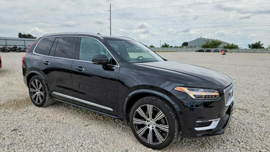 VOLVO XC90 -
