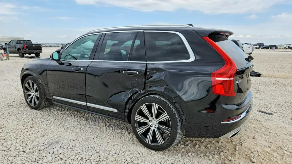 VOLVO XC90 -