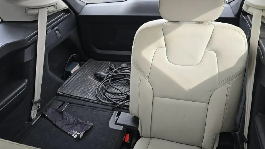 VOLVO XC90 -