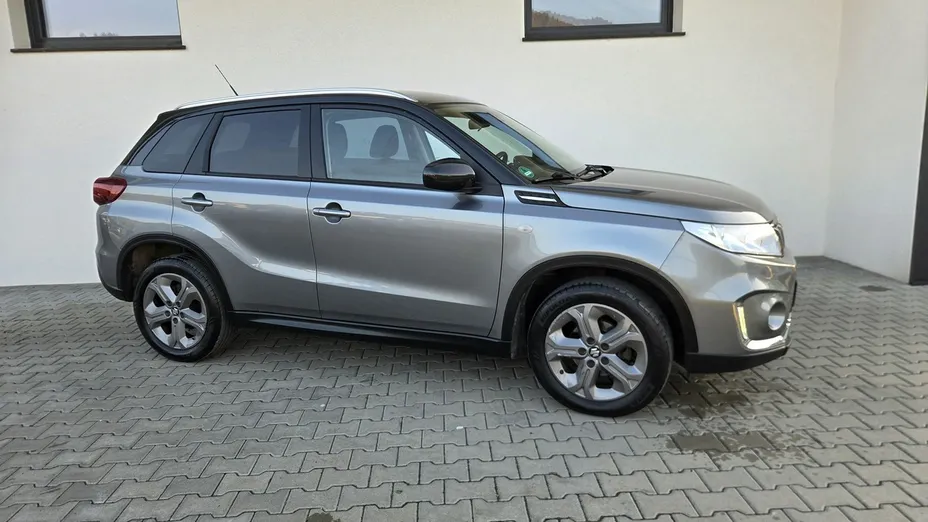 SUZUKI Vitara -