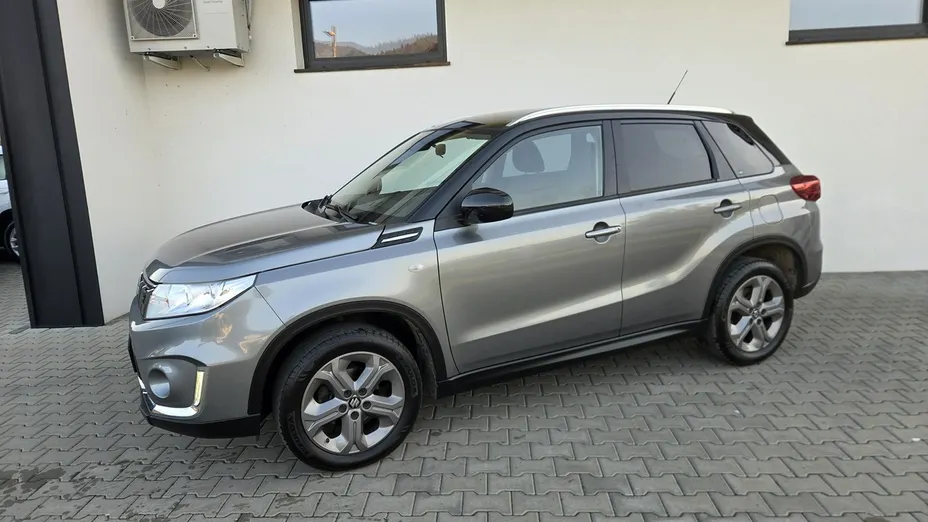 SUZUKI Vitara -