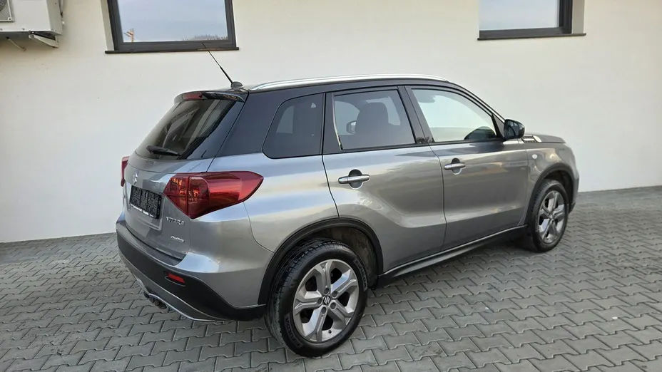 SUZUKI Vitara -