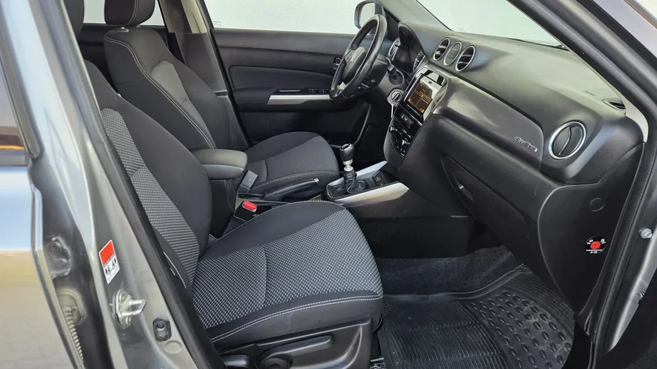 SUZUKI Vitara -