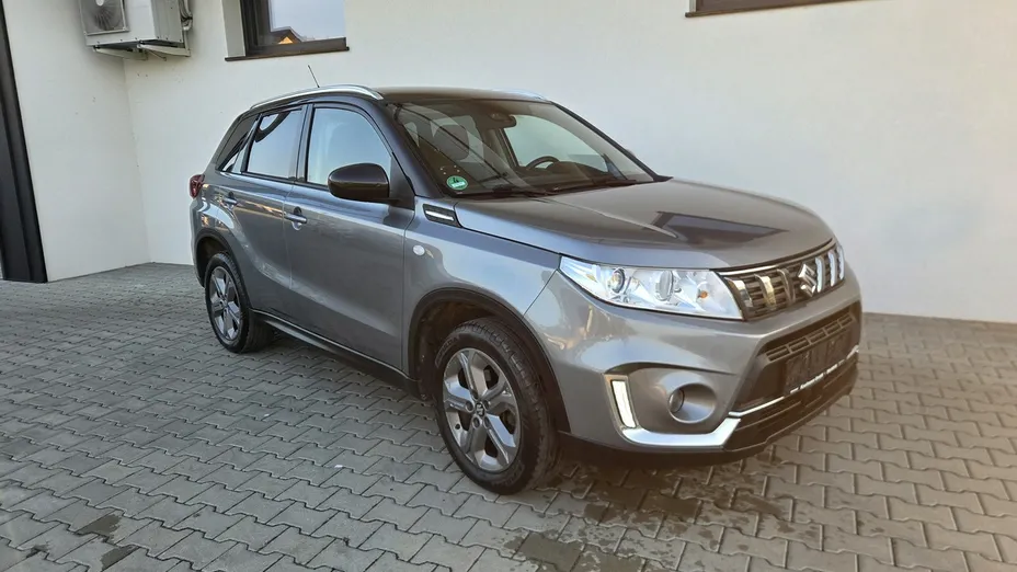 SUZUKI Vitara -