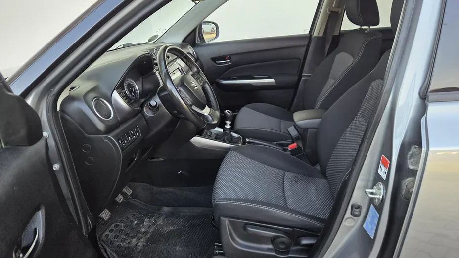 SUZUKI Vitara -