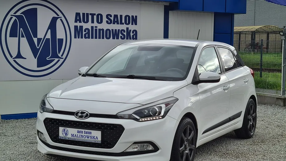 HYUNDAI i20 -