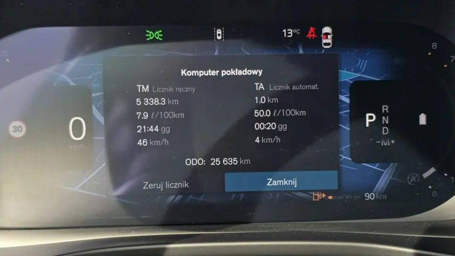VOLVO XC40 -