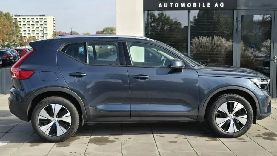 VOLVO XC40 -