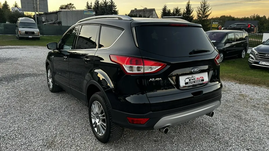 FORD Kuga -