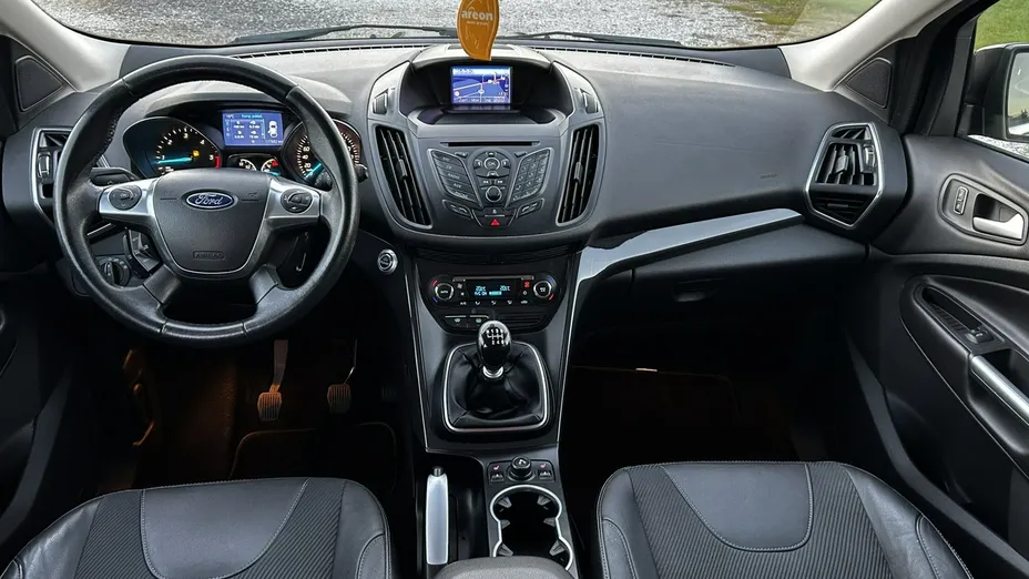 FORD Kuga -