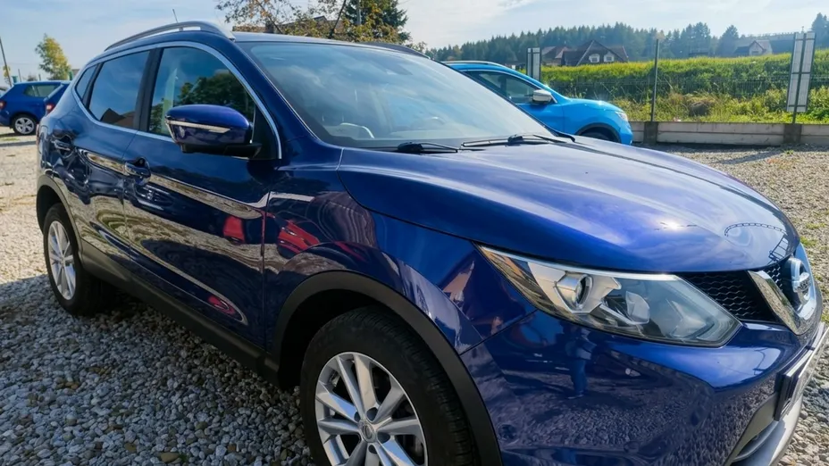NISSAN Qashqai -