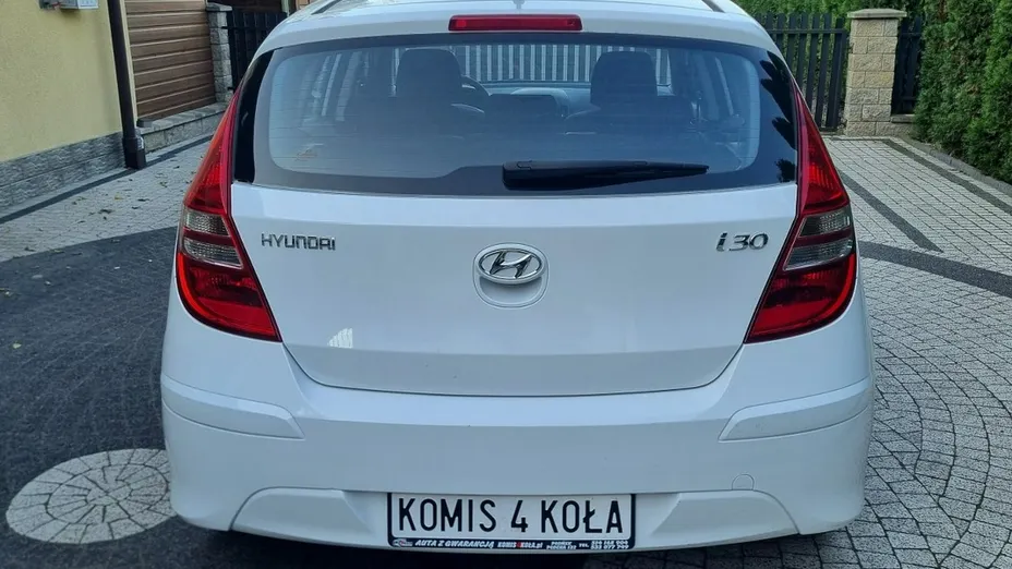 HYUNDAI i30 -